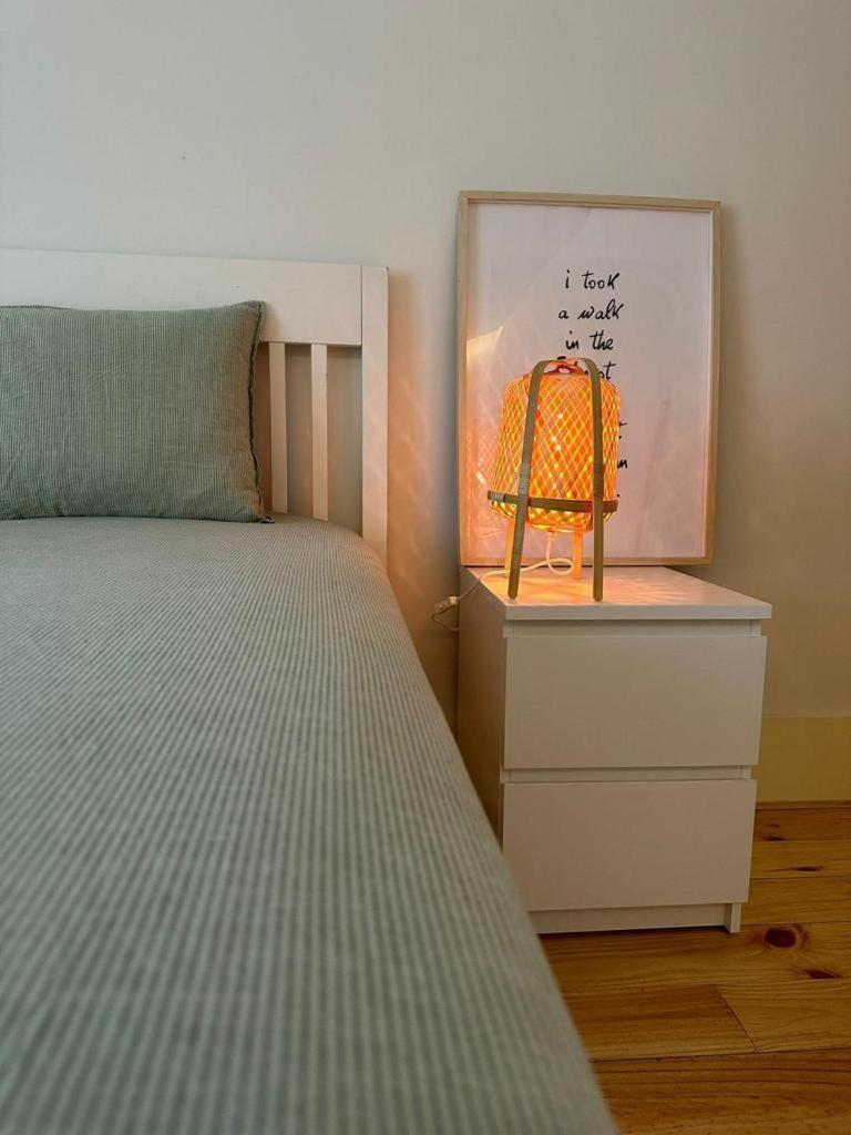 Central Bedroom In Shared House In Chiado - Historic Center Of Lisboa Extérieur photo